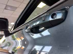 MITSUBISHI Outlander 2.5 CVT Ultimate Plus