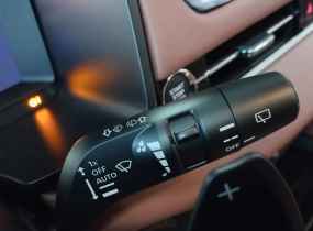 MITSUBISHI Outlander 2.5 CVT Ultimate Plus