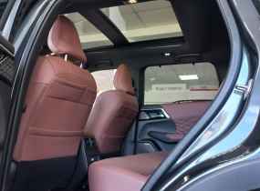 MITSUBISHI Outlander 2.5 CVT Ultimate Plus