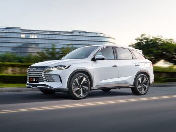 BYD SEALION 05 DM-I 75KM PRESTIGE EDITION