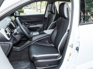 BYD SEALION 05 DM-I 75KM PRESTIGE EDITION