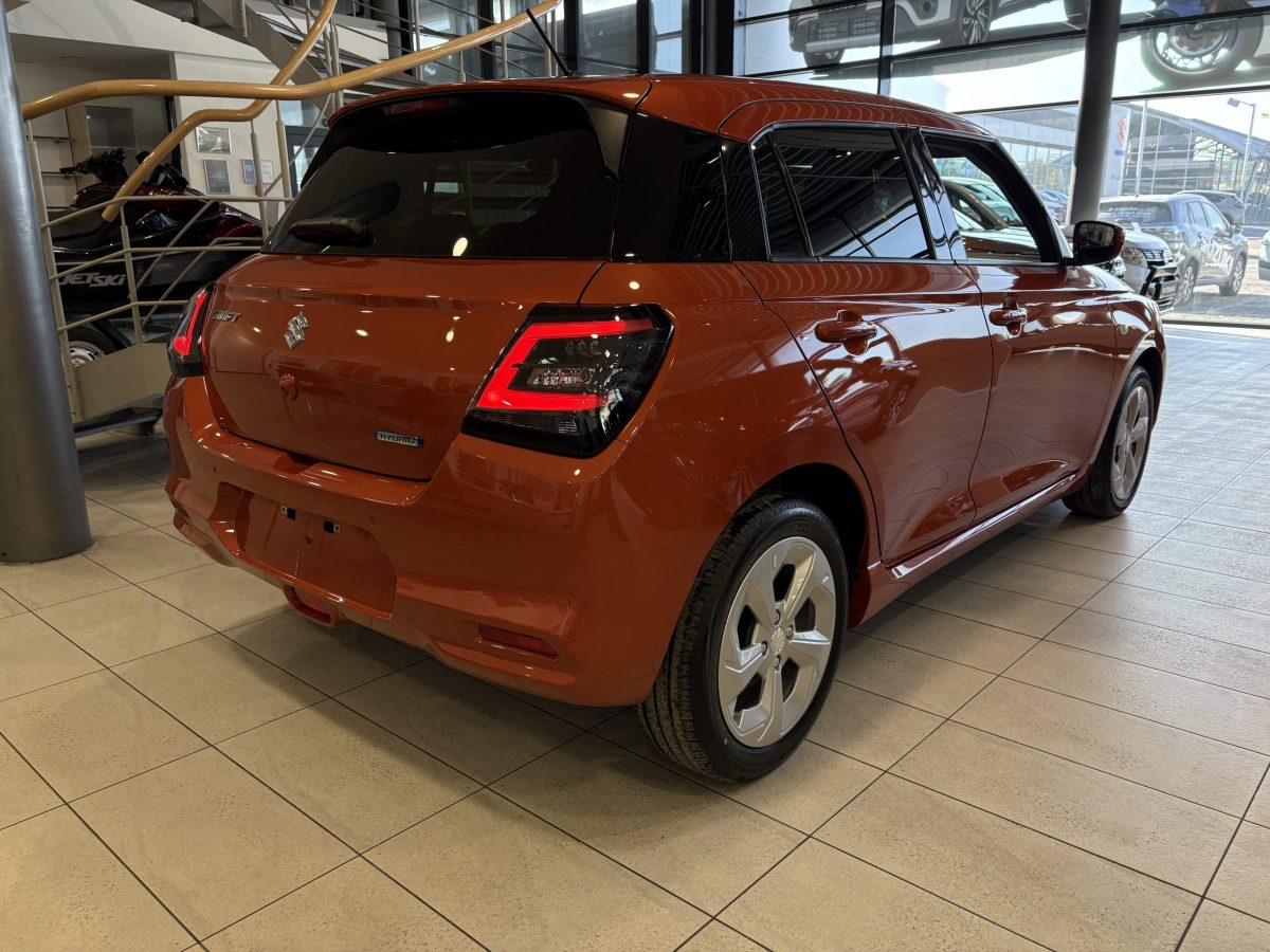 Suzuki SWIFT 1.2L 2WD CVT GL+