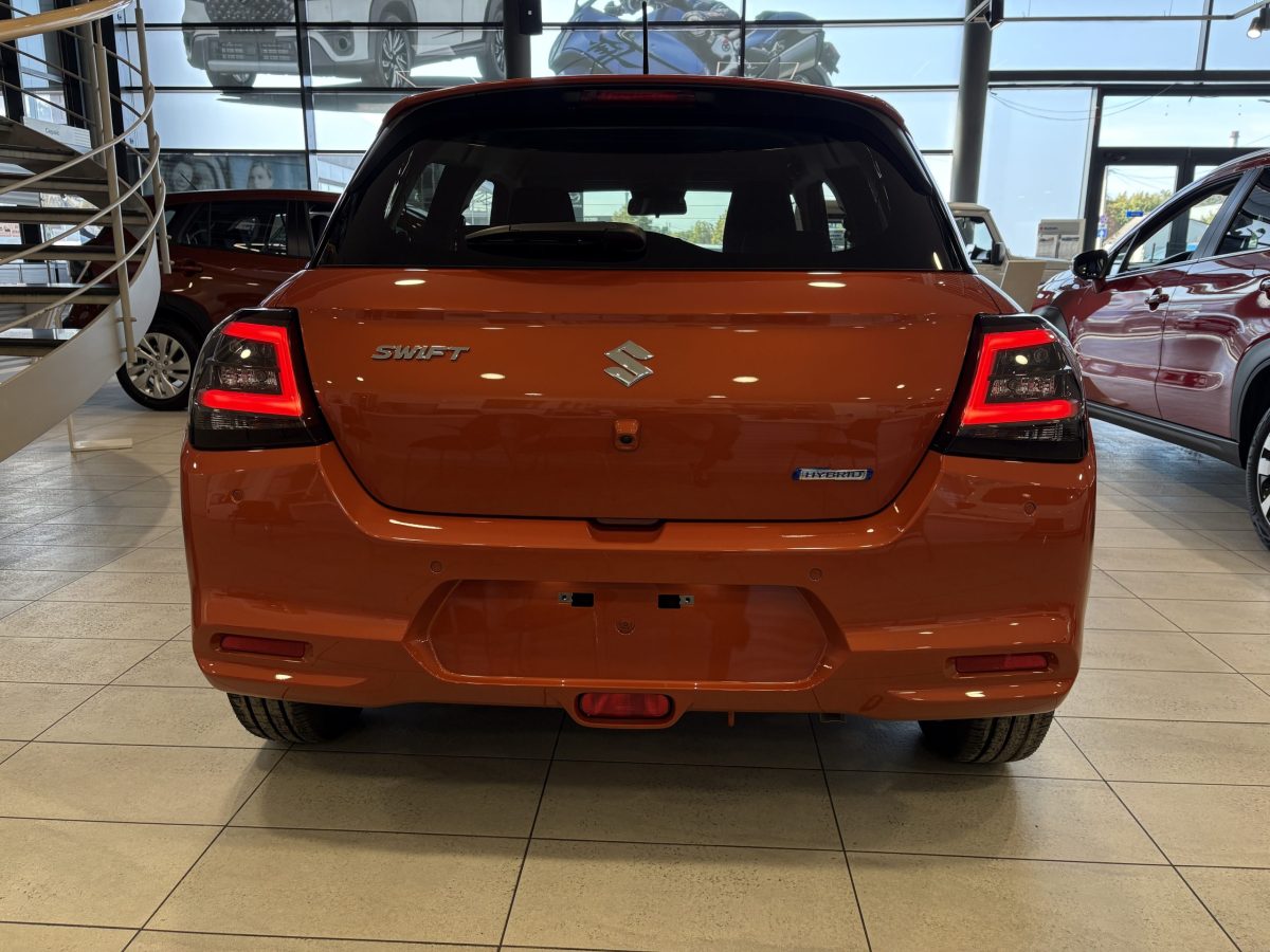 Suzuki SWIFT 1.2L 2WD CVT GL+