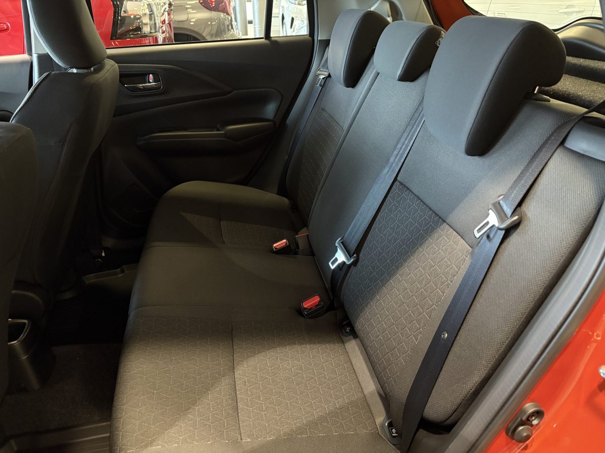 Suzuki SWIFT 1.2L 2WD CVT GL+