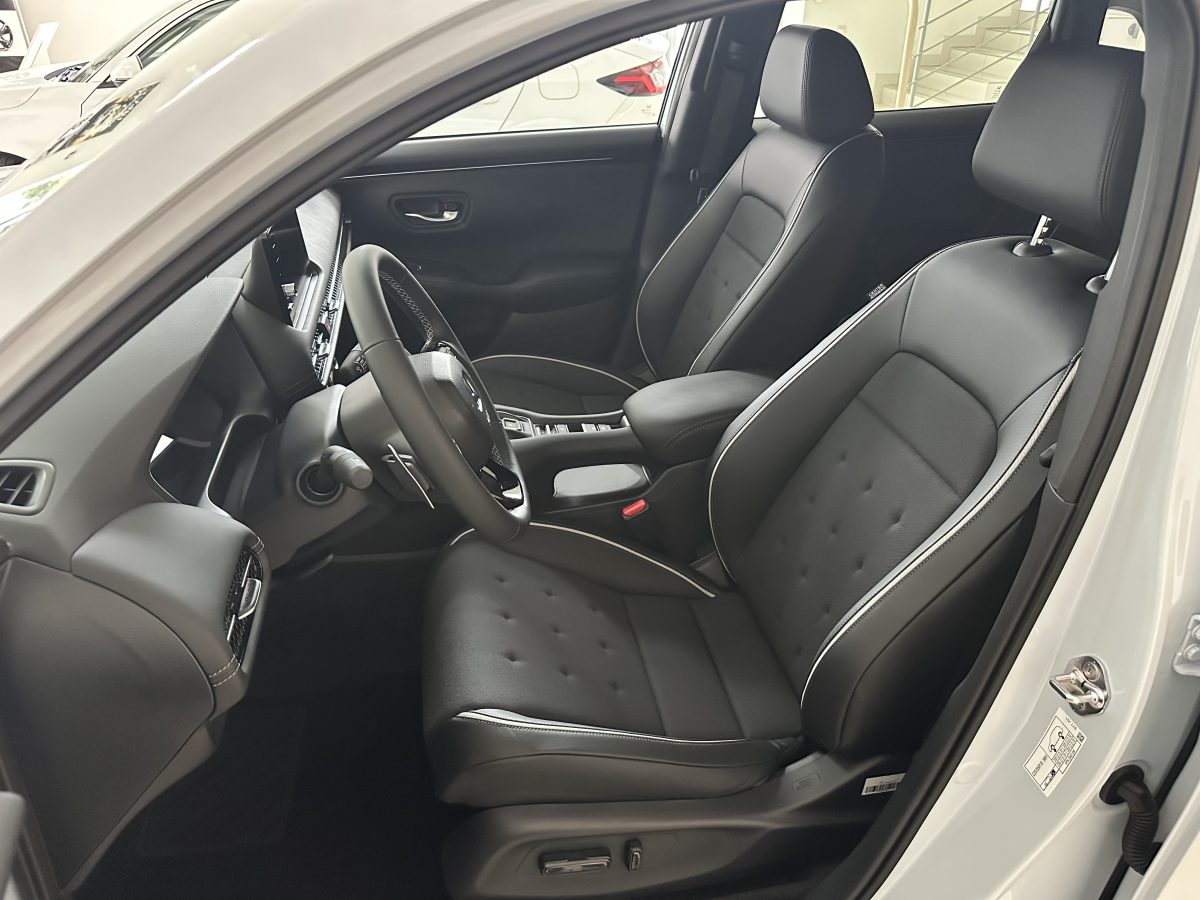 HONDA ZR-V e:HEV