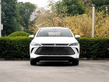 BYD QIN PLUS DM-I 128KM ACTIVE TYPE