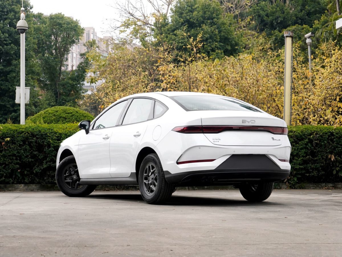 BYD QIN PLUS DM-I 128KM ACTIVE TYPE