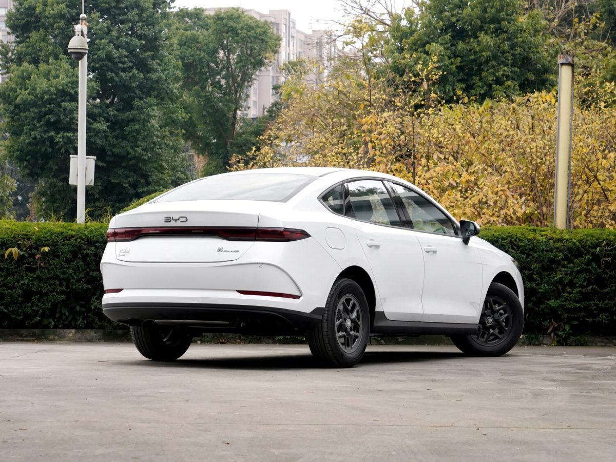 BYD QIN PLUS DM-I 128KM ACTIVE TYPE