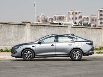 BYD Qin PLUS DM-i Intelligent Driving Edition 55KM Leading Type