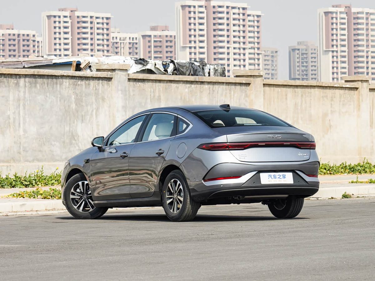 BYD Qin PLUS DM-i Intelligent Driving Edition 55KM Leading Type