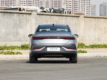 BYD Qin PLUS DM-i Intelligent Driving Edition 55KM Leading Type