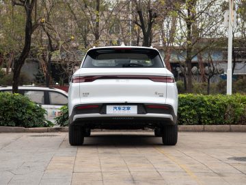 BYD Song Pro DM-i Intelligent Driving Edition 75KM Leading Type