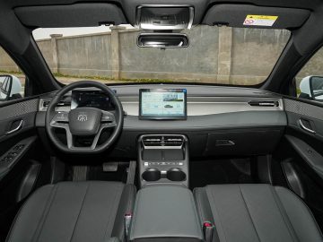 BYD QIN PLUS DM-I 128KM ACTIVE TYPE