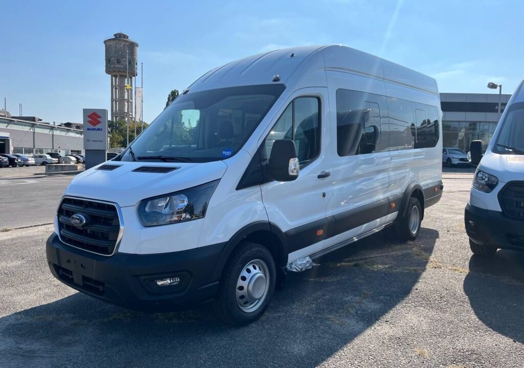Ford Transit Minibus на 18 місць вже в наявності в Аеліта Дніпро