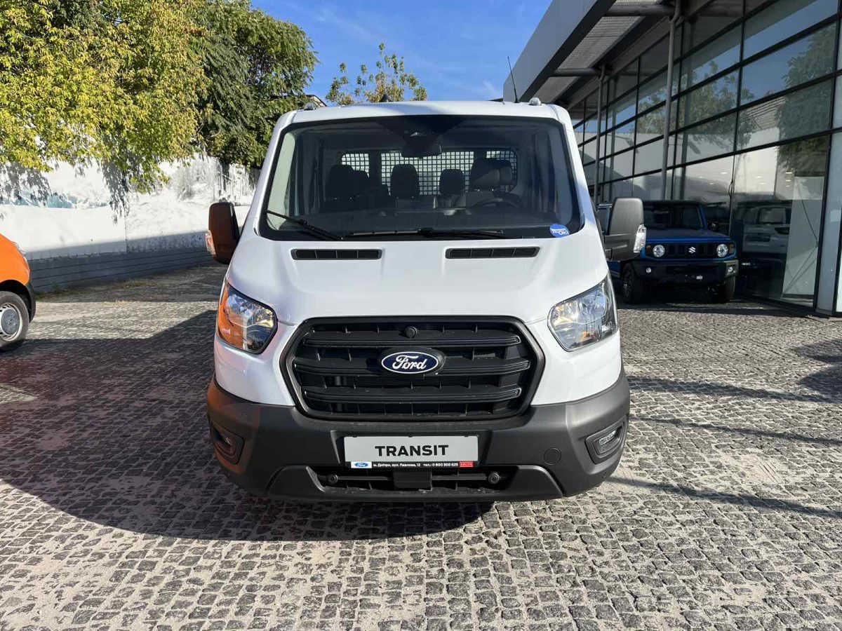 Ford Transit Double Chassis Cab Base 470E L4